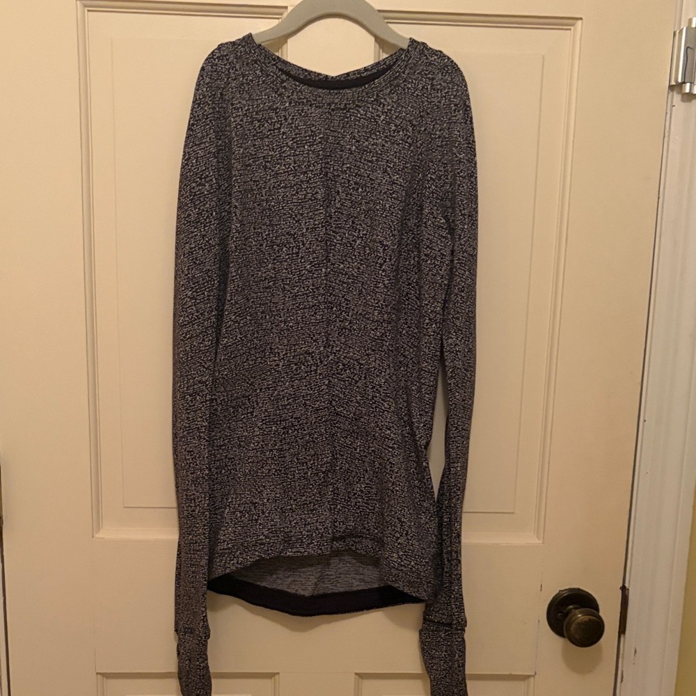 Lululemon Athletica Gray pullover with pockets